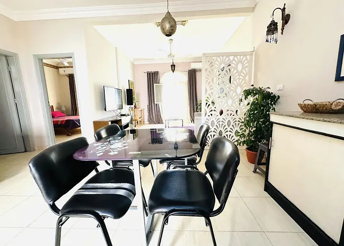 Rita House Sea View. Center Apartman